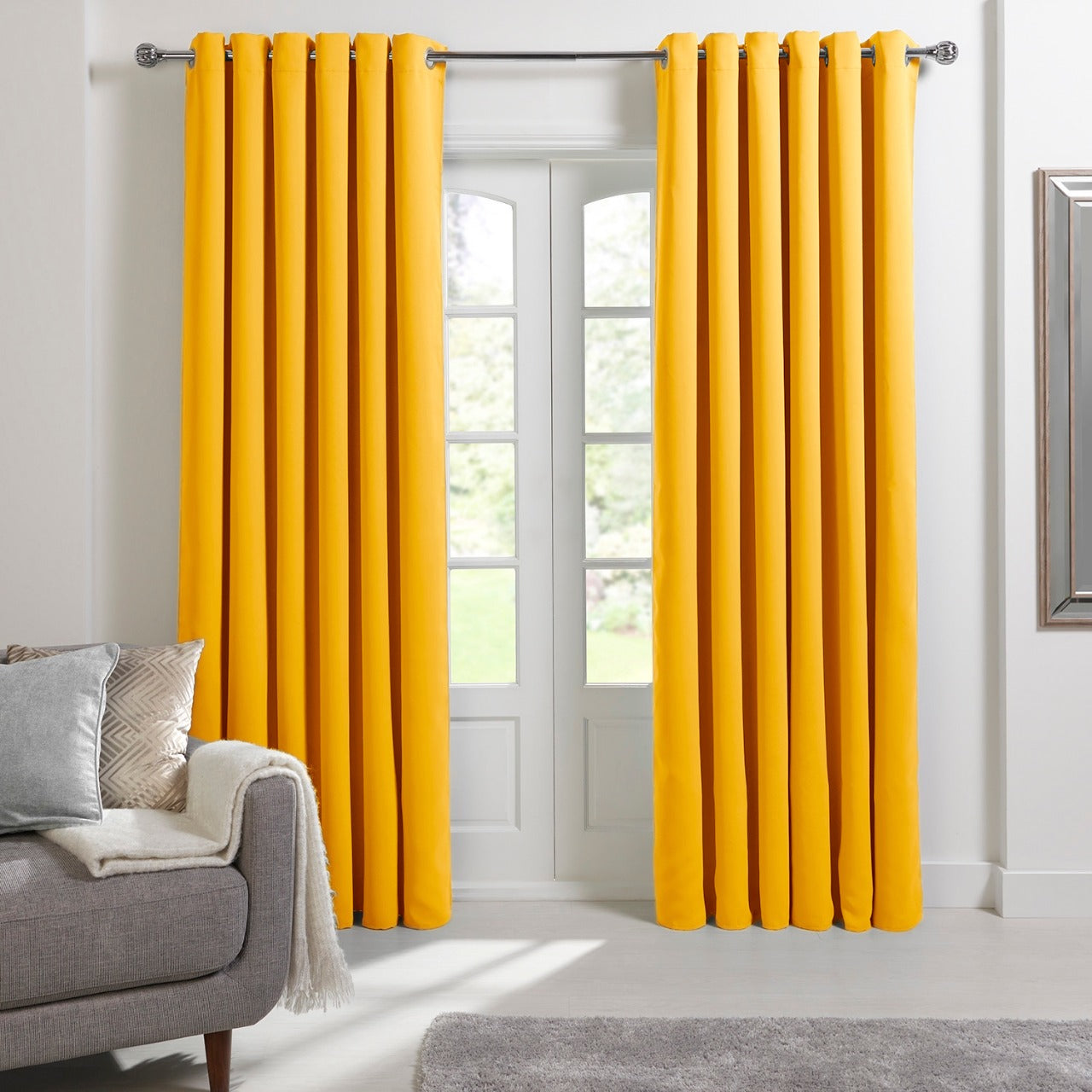 The Flaxen Curtains - waseeh.com