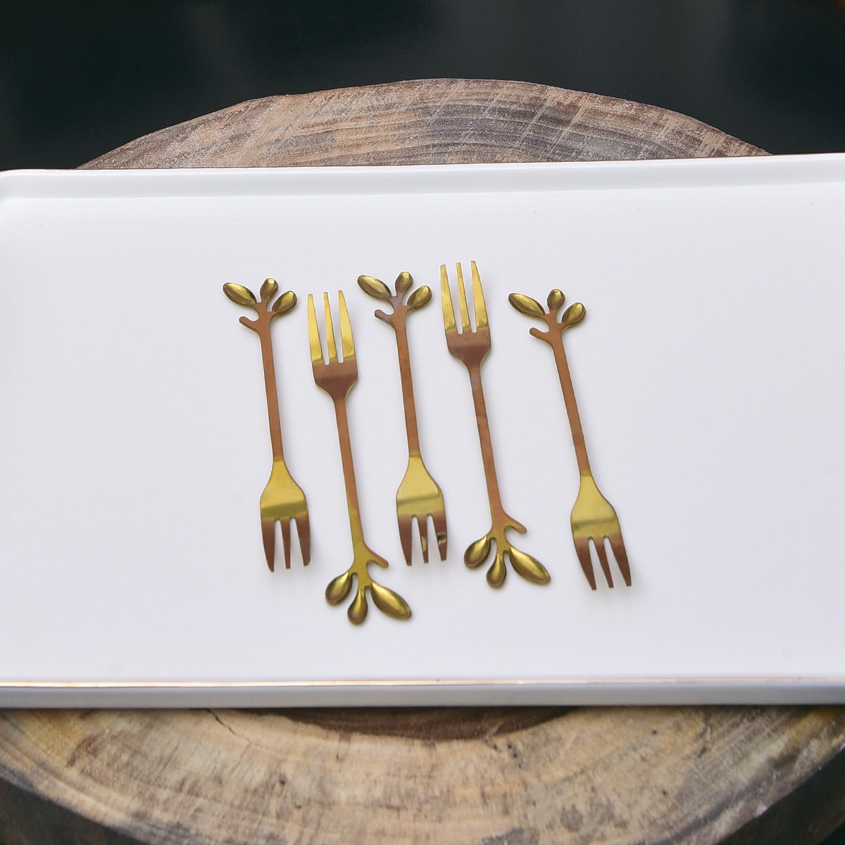 Nordic Food Snack Serving Tray - waseeh.com